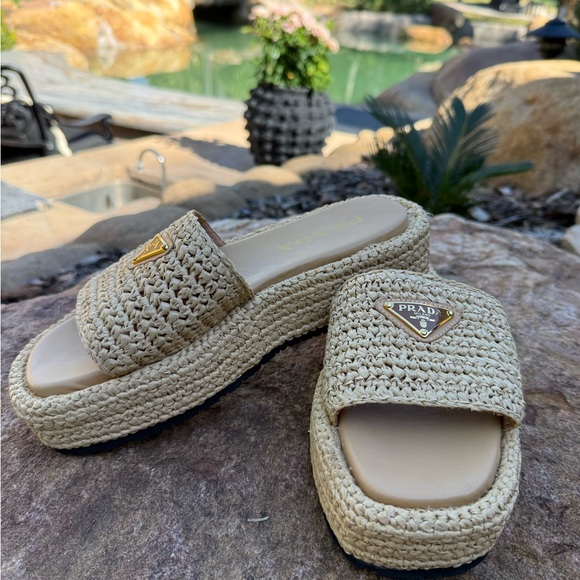 Genuine raffia crotchet PRADA summer Beige Woven Slides slippers - Picture 7 of 12